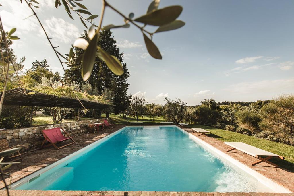 Bazén v ubytování La Veronica Exclusive Chianti Resort nebo v jeho okolí