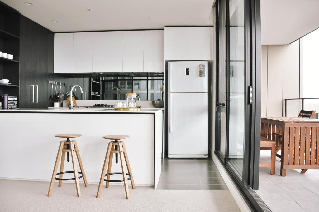 Gallery image of Wentworth Point Oversized balcony view apartment in Sydney