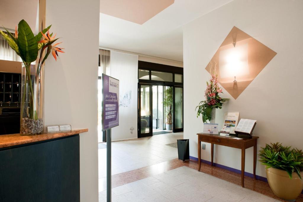 Hotel Gardenia - Resim 28