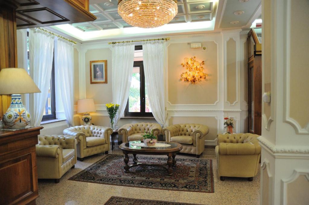 Posezení v ubytování Hotel Savona