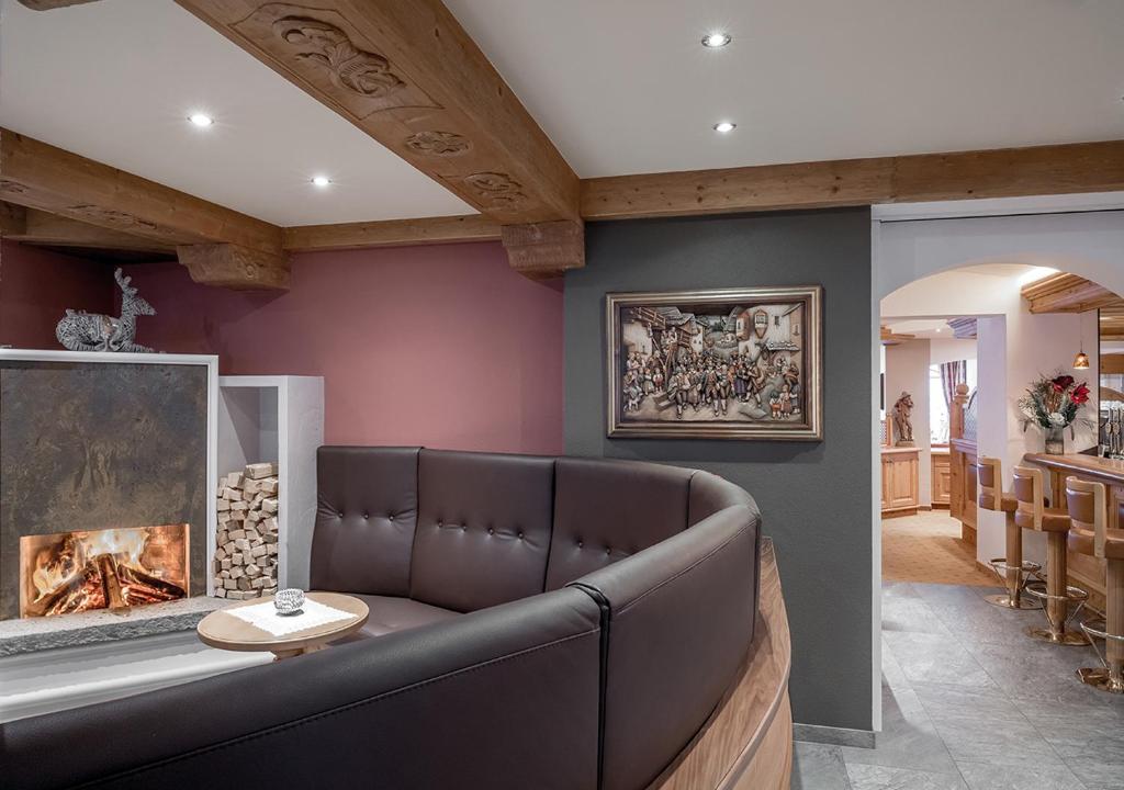 Posezení v ubytování Hotel Alpenland