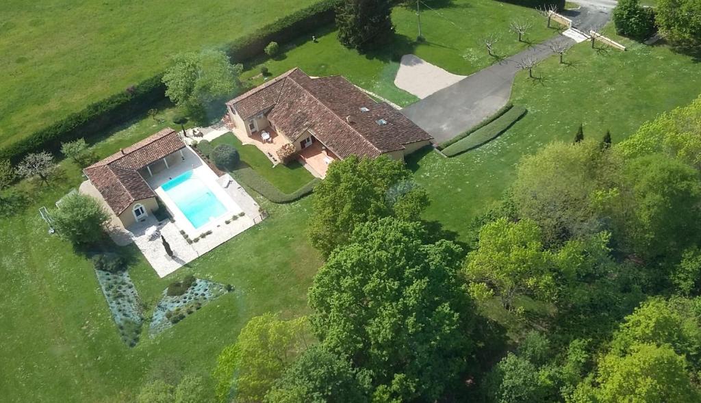 Gites La Bakénia - Casa De Dos Dormitorios
