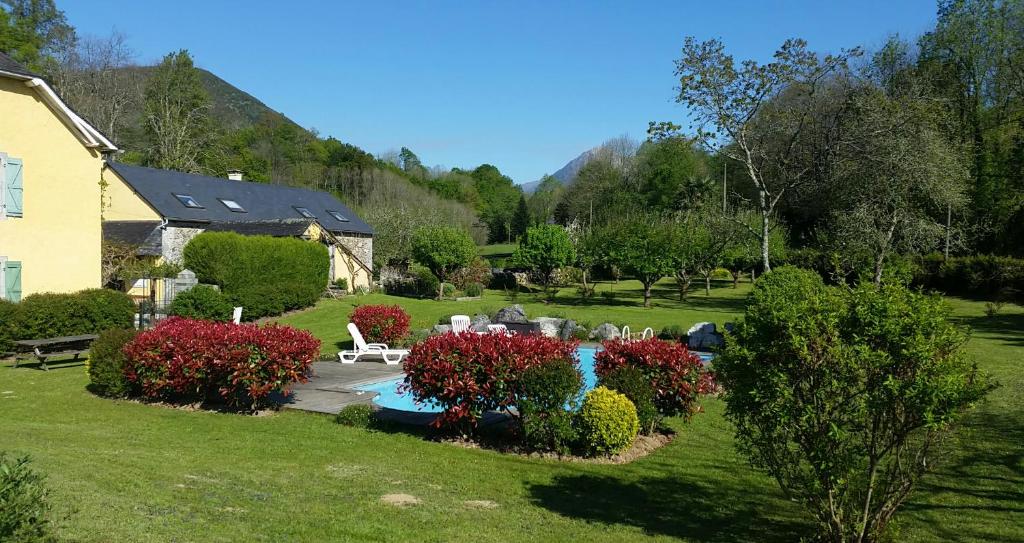 Zahrada ubytování Maison d'hôtes Les 3 Baudets