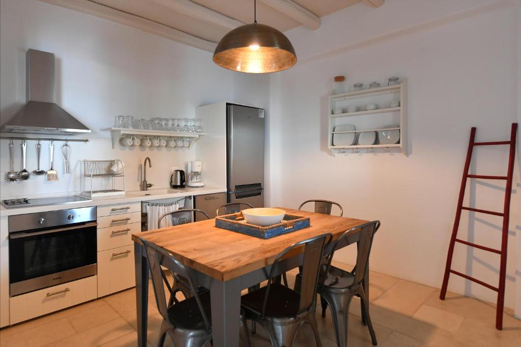 Kuchyňa alebo kuchynka v ubytovaní Kalypso Villas