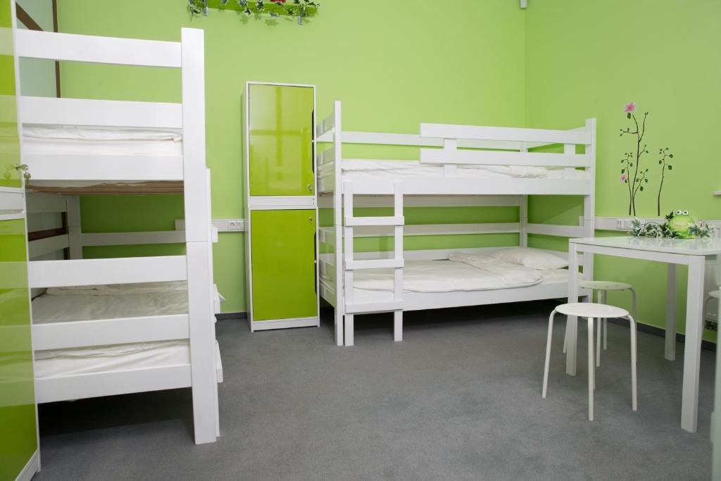 Postel nebo postele na pokoji v ubytování ALL SEASONS - HOSTEL