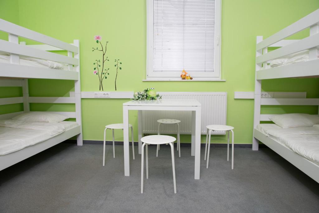 Postel nebo postele na pokoji v ubytování ALL SEASONS - HOSTEL