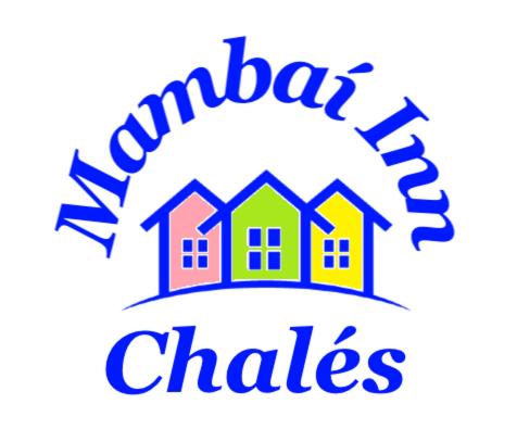 a logo of two houses with the words chates at Pousada e Chales Mambaí Inn in Mambaí