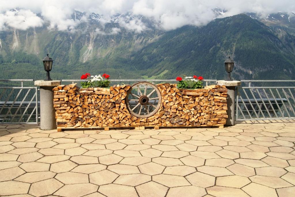 Nespecifikovaný výhled na hory nebo výhled na hory při pohledu z apartmánu