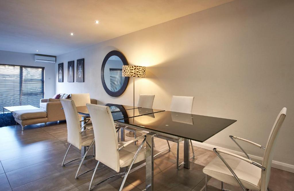 Dynasty Forest Sandown Serviced Apartments & Self Catering Hotel - Villa De Cuatro Dormitorios