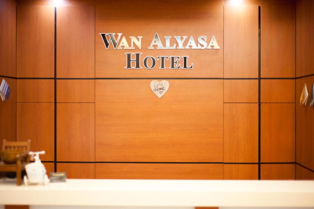 Certifikát, hodnocení, plakát nebo jiný dokument vystavený v ubytování Wan Alyasa Hotel