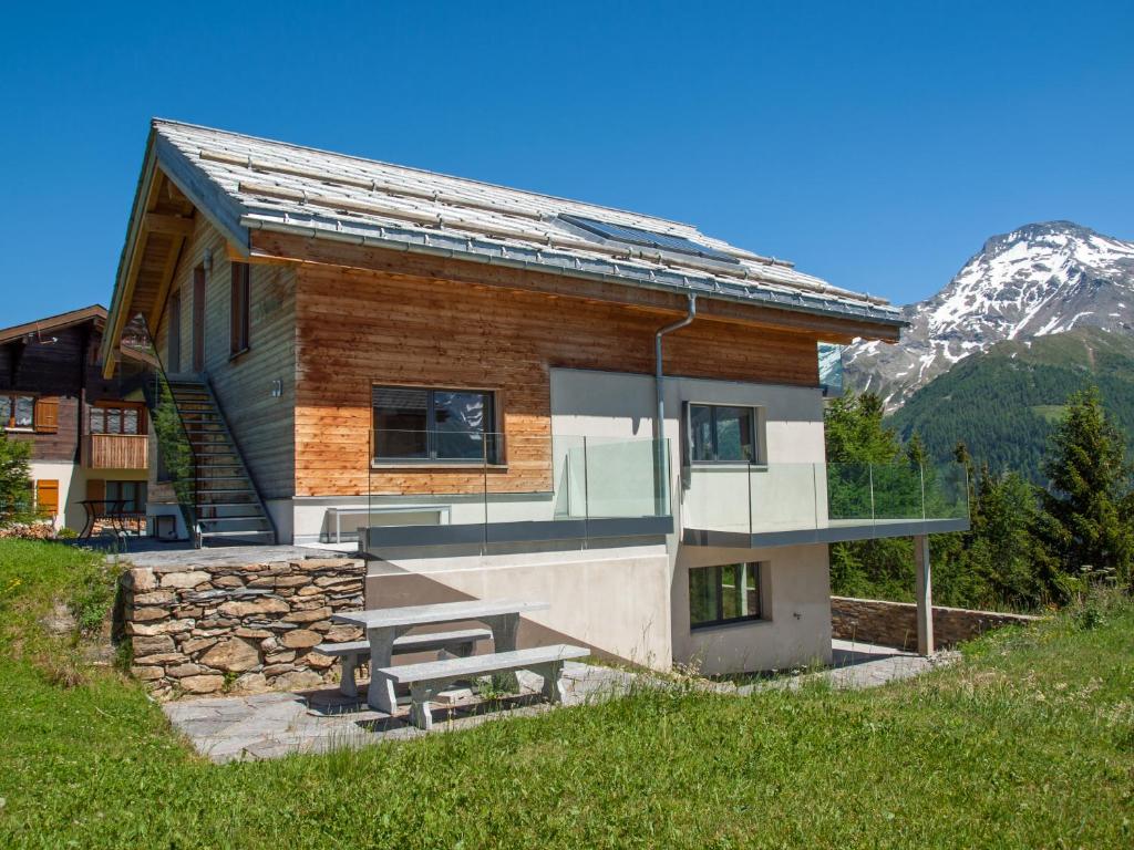 Nespecifikovaný výhled na hory nebo výhled na hory při pohledu z apartmánu