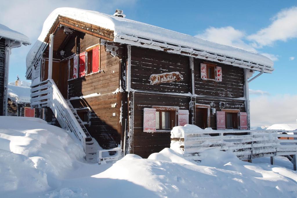 Chalet Alphütte v zimě