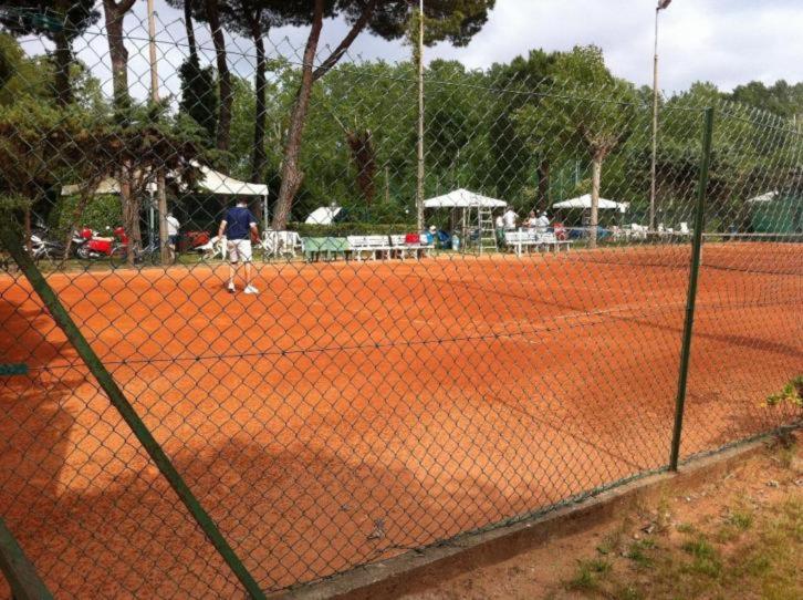 Tenis a/nebo squash v ubytování Brevar - Toscane nebo okolí