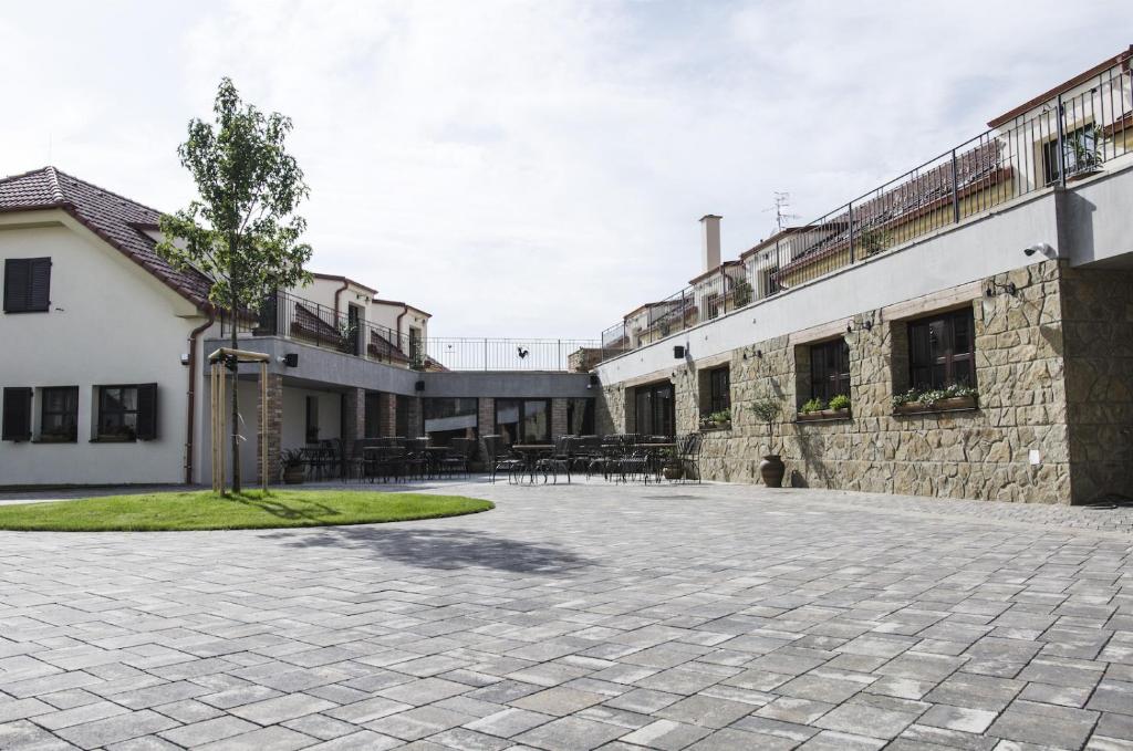 Budova, kde se hotel nachází