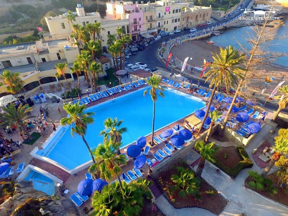 Bazén v ubytování Beach Garden Hotel nebo v jeho okolí