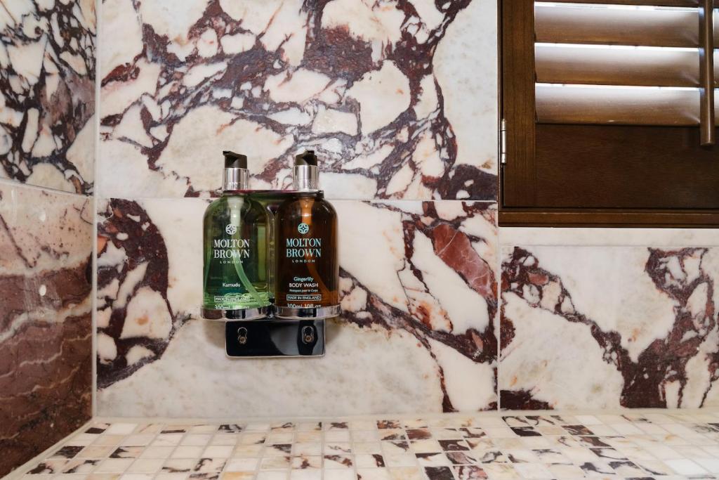 Mimi's Hotel Soho - Resim 5