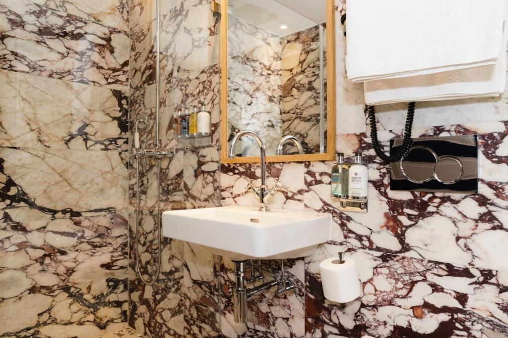 Mimi's Hotel Soho - Resim 32