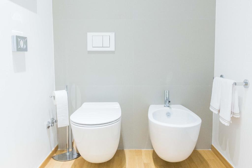 200 ROOMS & TERRACE - 13