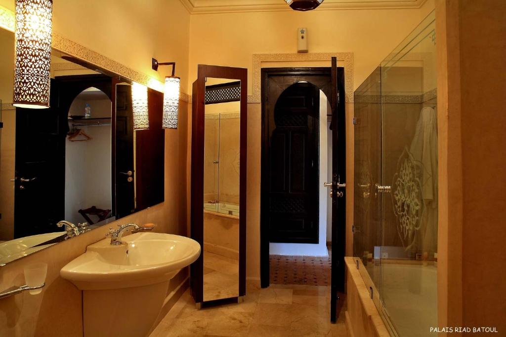 Koupelna v ubytování Riad Marrakech By Hivernage