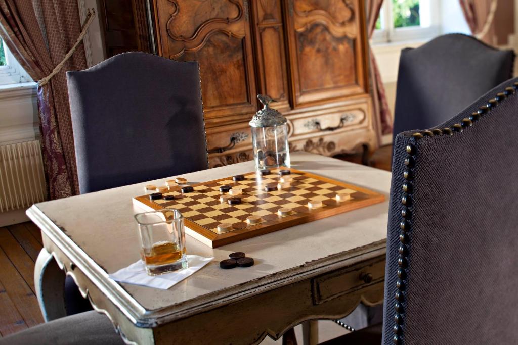 Fotografie z fotogalerie ubytování Hôtel Château Cléry v destinaci Hesdin-lʼAbbé