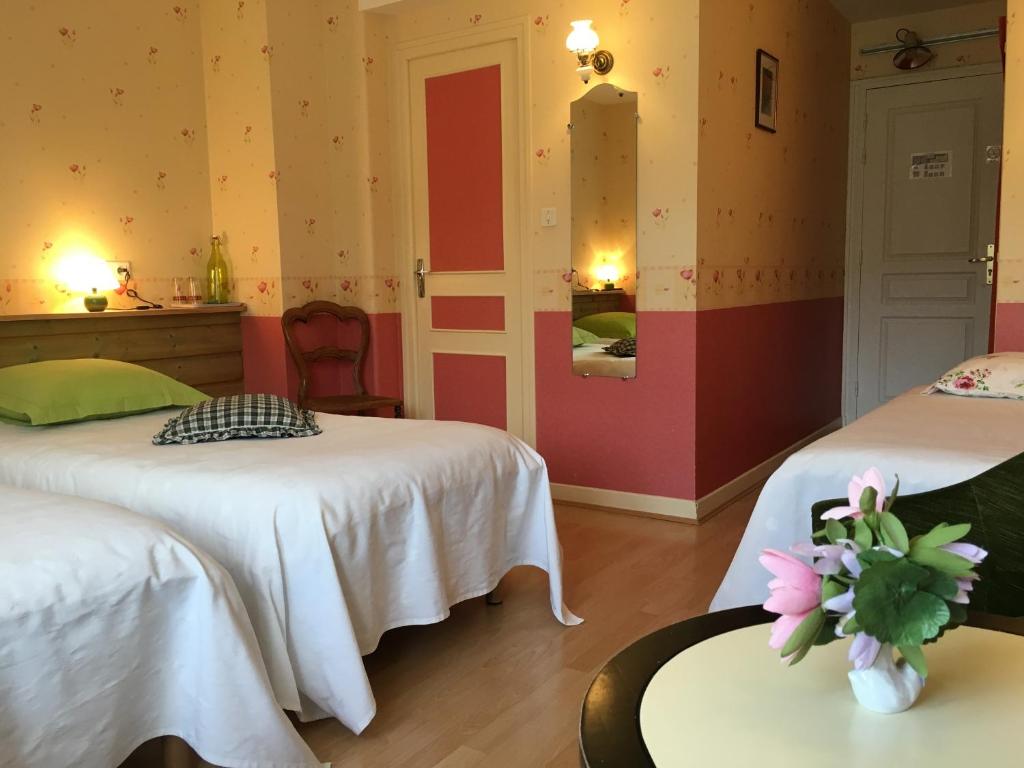 LOGIS HOTEL Les Tilleuls - Driepersoonskamer