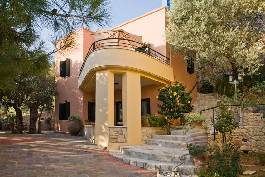 Agathes Traditional Houses - 