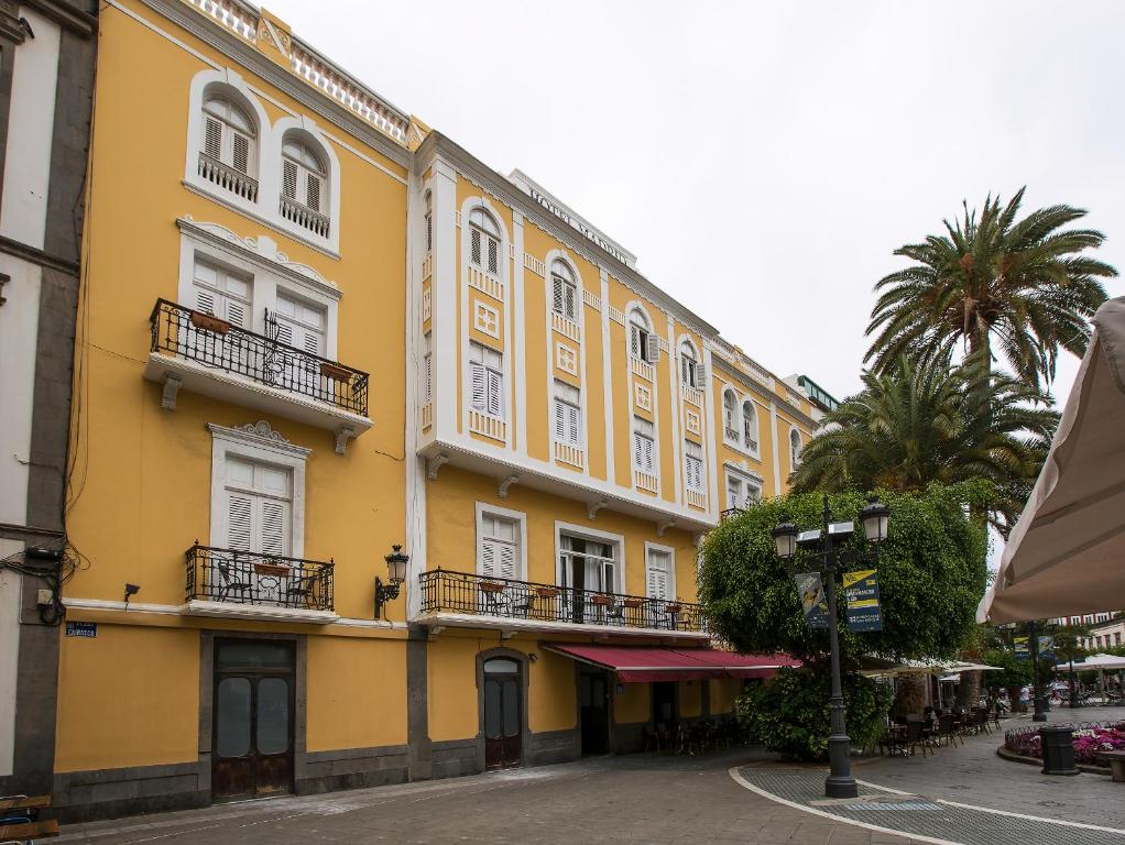 Emblemático Hotel Madrid, Las Palmas de Gran Canaria – Precios actualizados  2023
