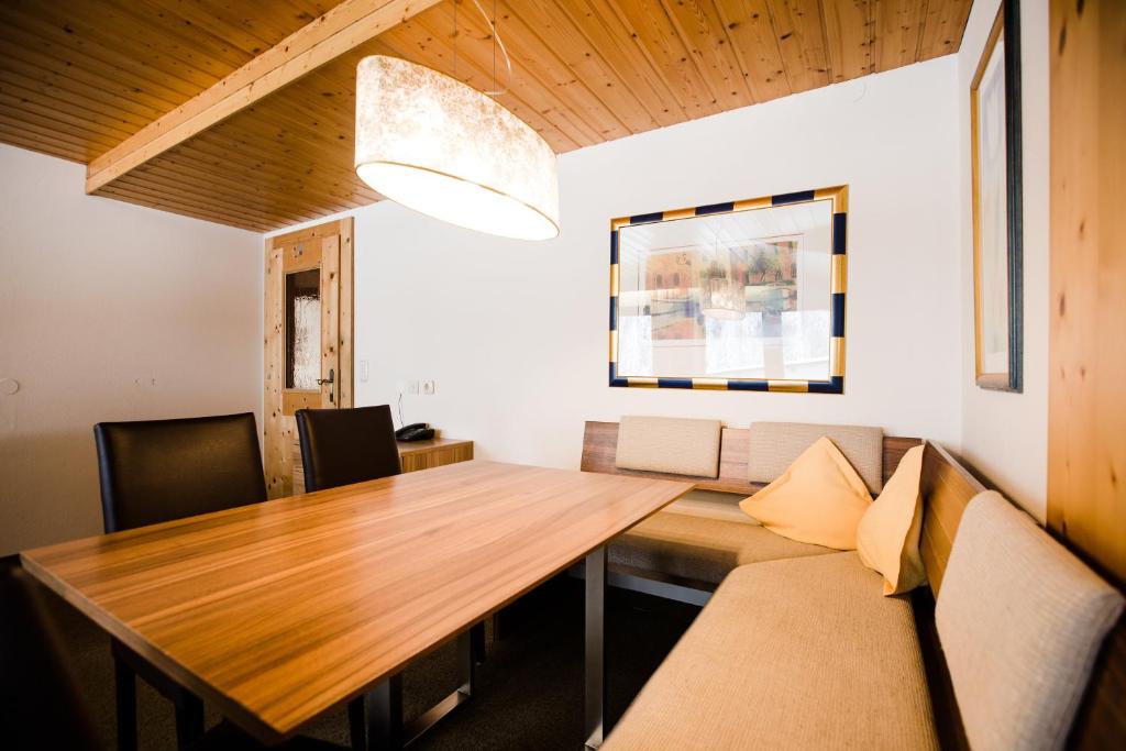 Posezení v ubytování Aparthotel Dorfplatzl Garni
