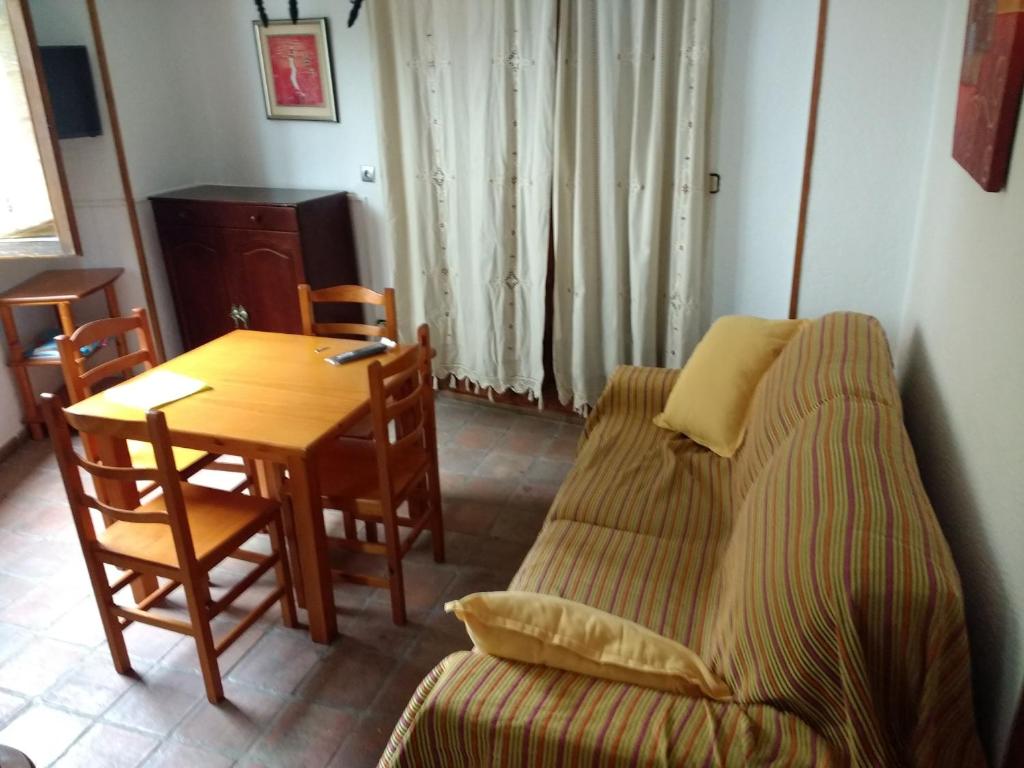 Apartamentos Asador De La Plaza Vieja - 4