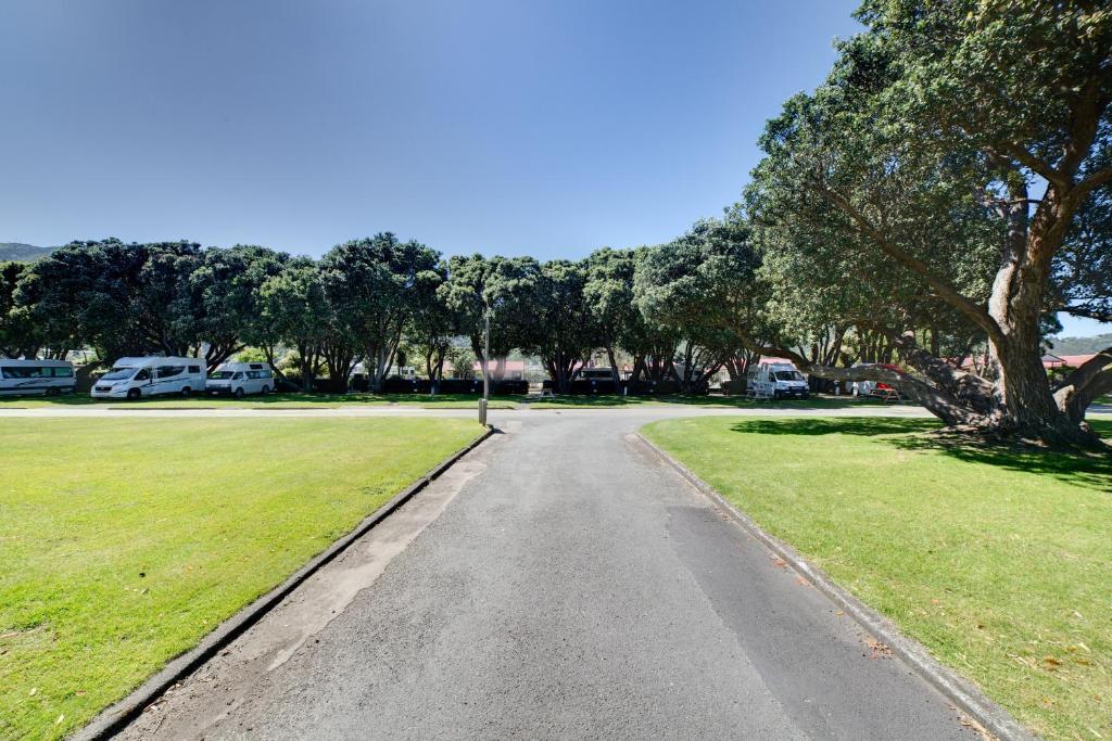 Wellington TOP 10 Holiday Park - Resim 33