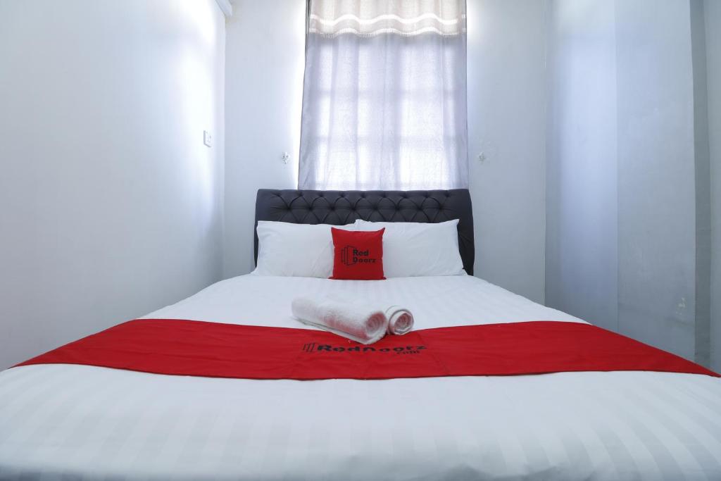 RedDoorz Plus near Batam City Square - Chambre Double De Reddoorz