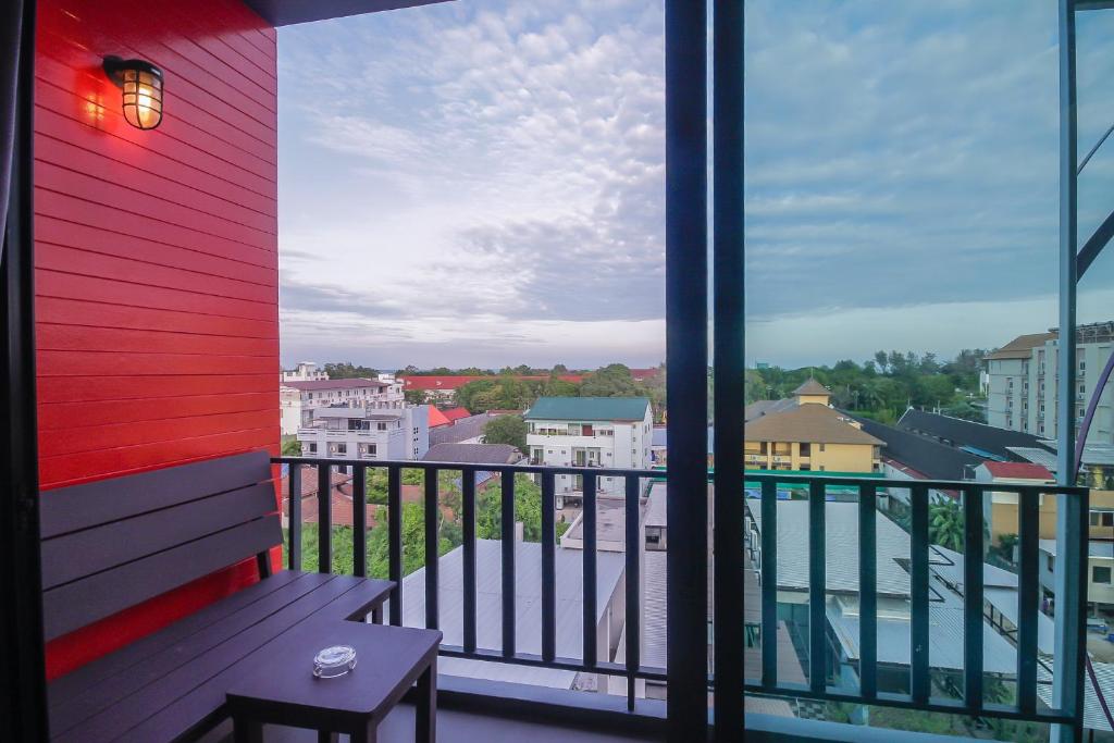 Balkón nebo terasa v ubytování Baan Nilrath Hotel - SHA Extra Plus