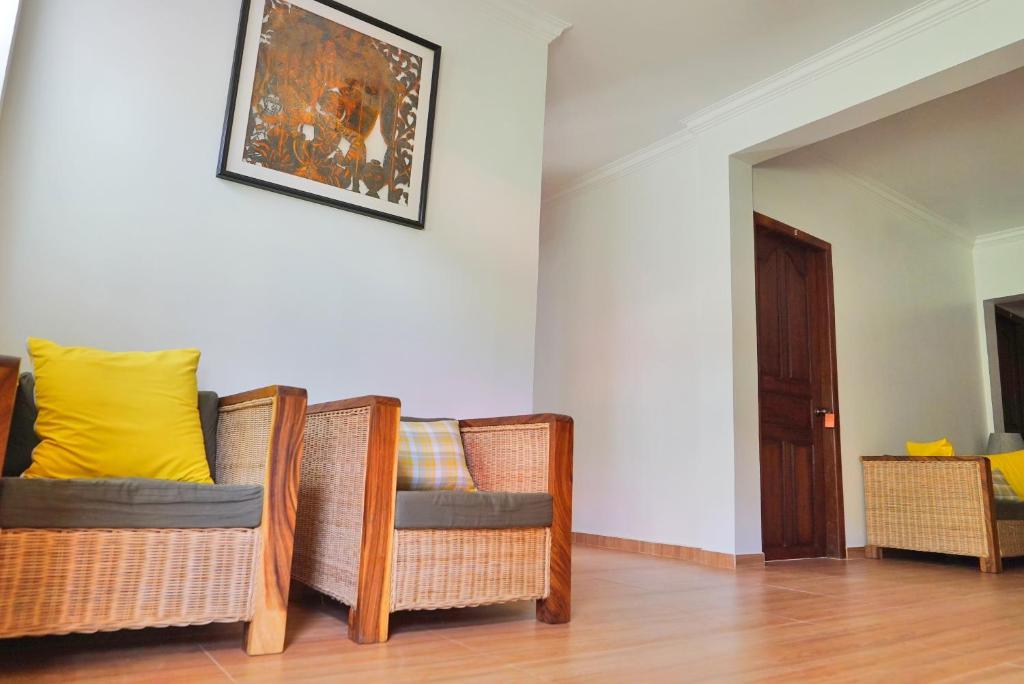 Posezení v ubytování ANGKOR DINO B&B