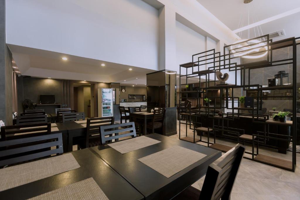 Maxim's Inn - Resim 22