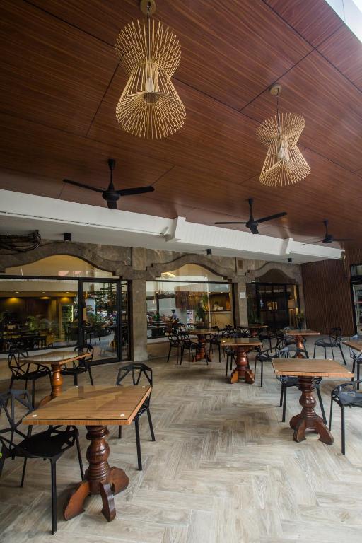 Maxim's Inn - Resim 2