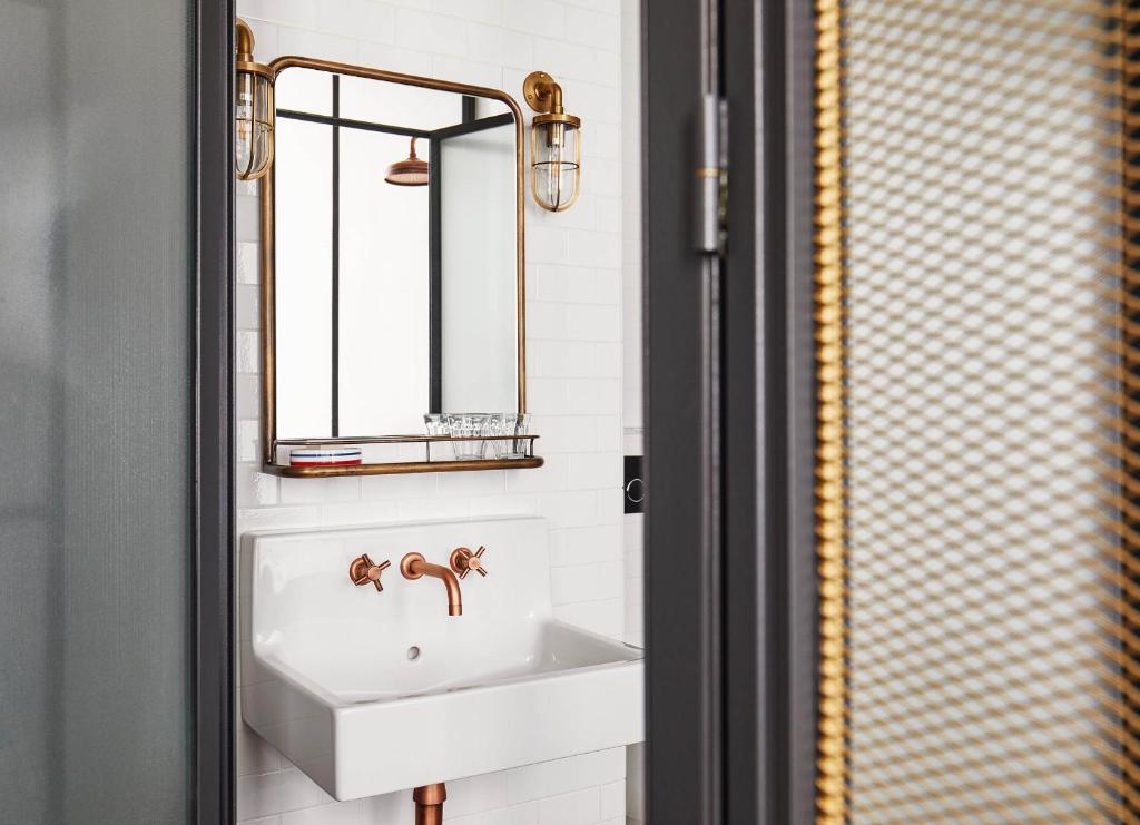 The Hoxton, Paris - Resim 21