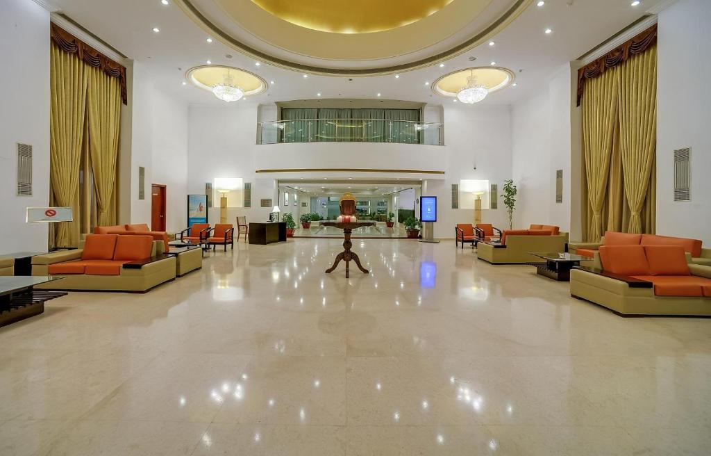 Posezení v ubytování Royal Sarovar Portico Siliguri