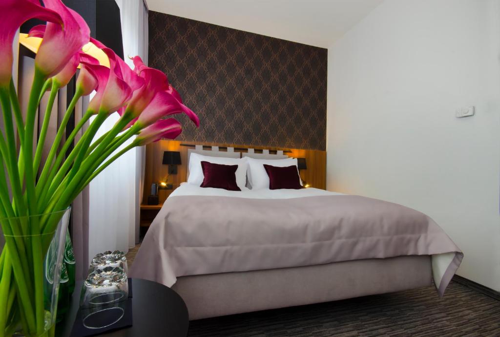 Best Western Hotel Mariacki Katowice - 14
