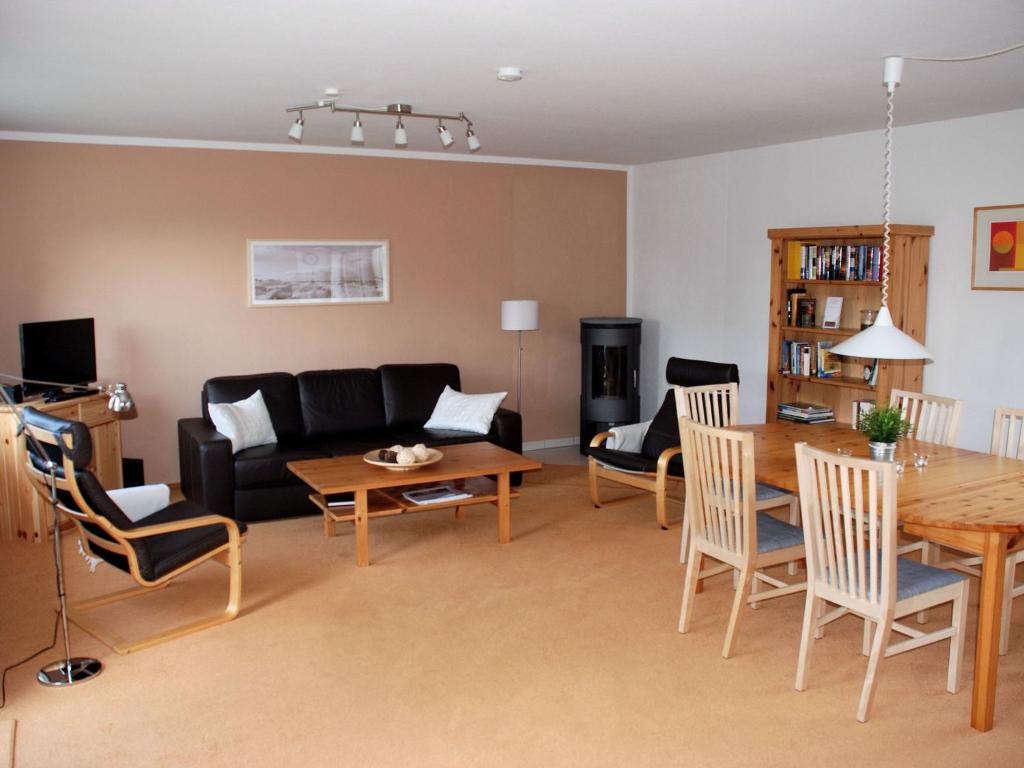 Ferienhaus in Lübberstorf - Three-Bedroom Holiday Home