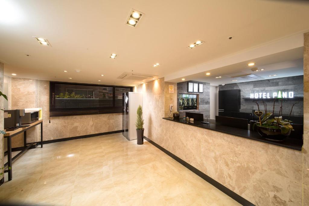 Vstupní hala nebo recepce v ubytování Pino Hotel