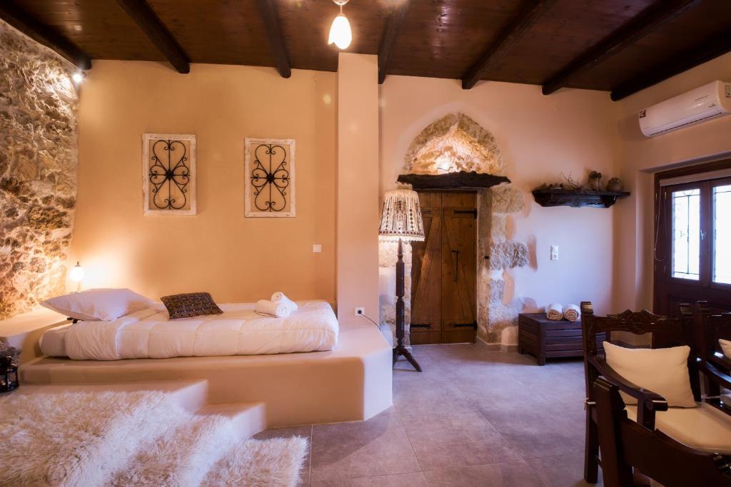 Fotografie z fotogalerie ubytování Alia Stone Villa-Ideal for families-Heated pool v destinaci Nohia