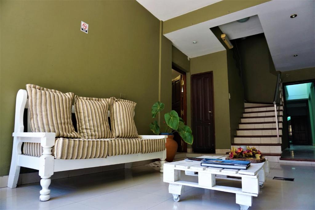 Posezení v ubytování Hostal Alto Ayre Salta