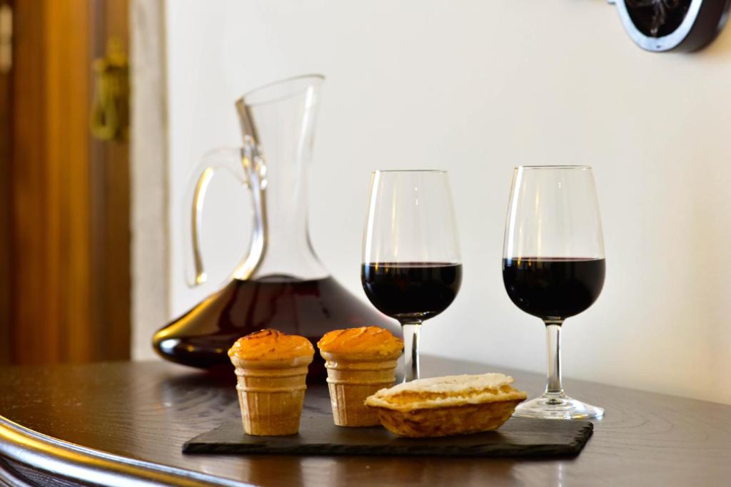 Casa Melo Alvim - by Unlock Hotels - 14