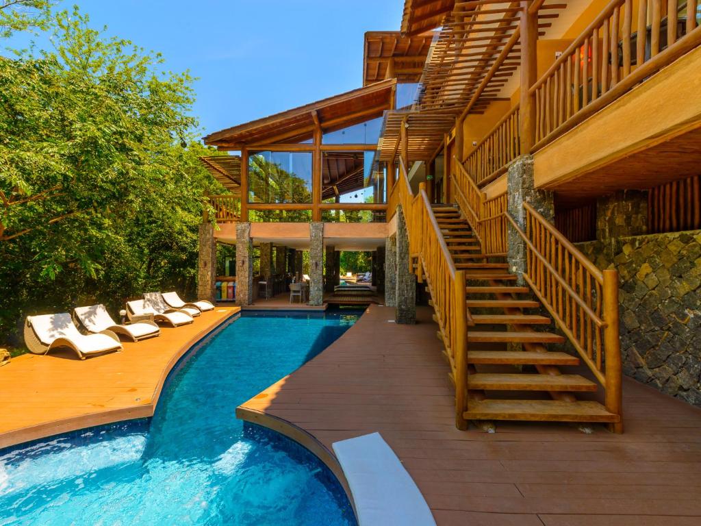  Kalango Hotel Boutique