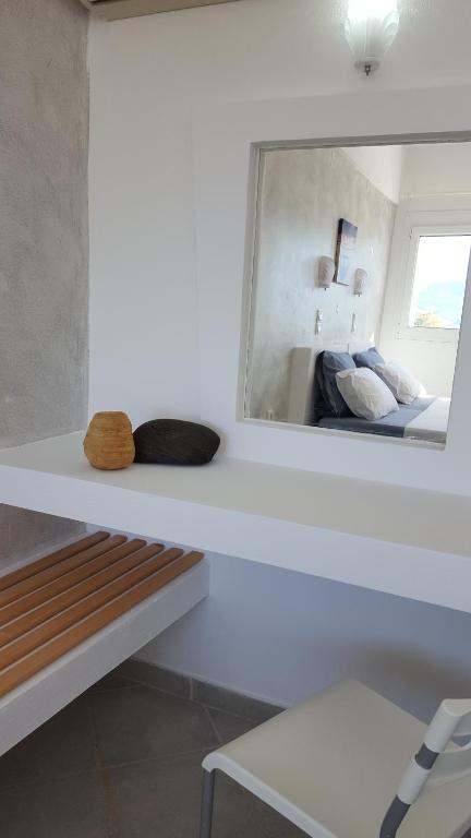 Postel nebo postele na pokoji v ubytování Lagada Beach Hotel