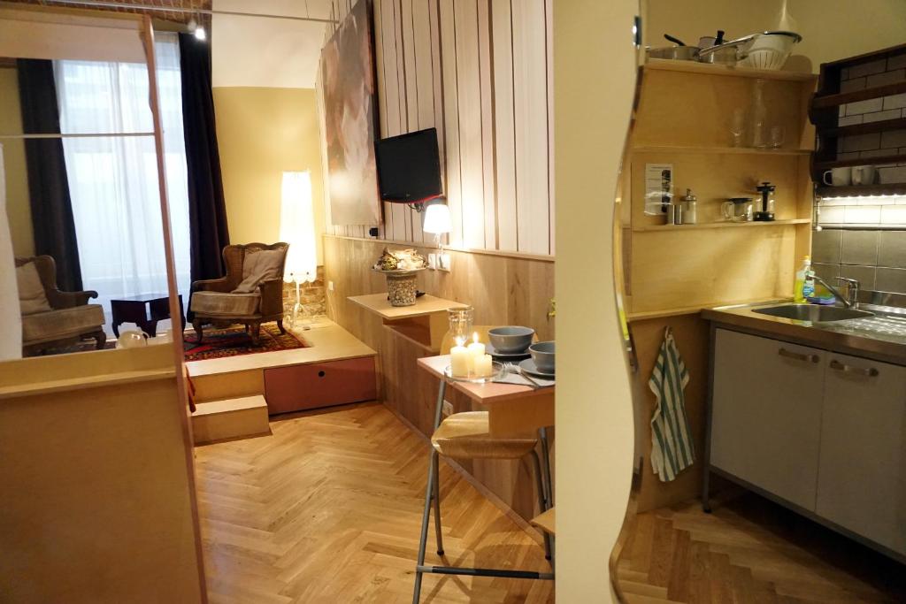 Kuchyň nebo kuchyňský kout v ubytování WANZ'inn Design Appartements