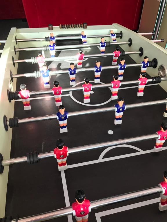 a cake of a boxing ring with people in it at YHA Nelson in Nelson