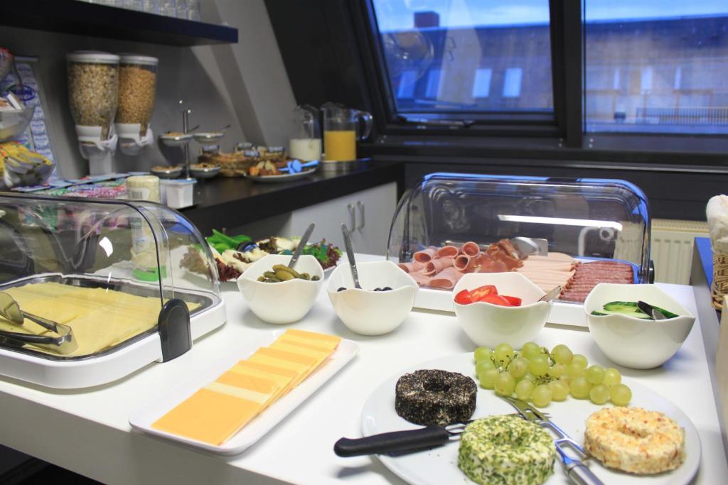 Hotel Arena Inn - Berlin Mitte - Resim 19