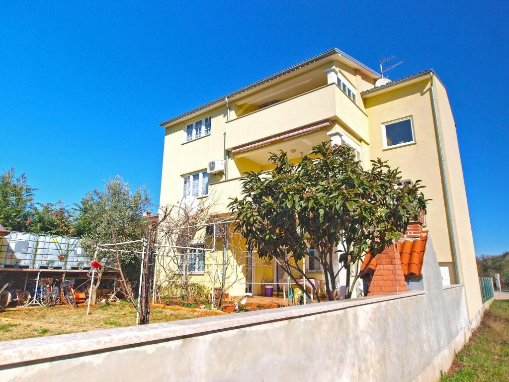 Apartments Dragica 1272