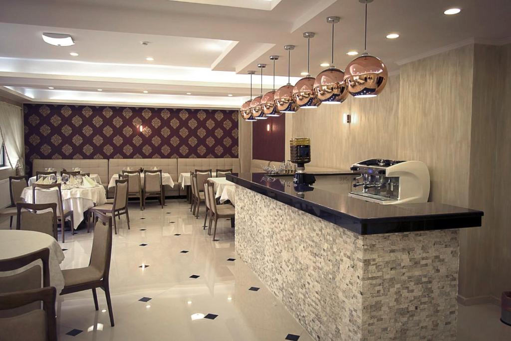 Restoran atau tempat lain untuk makan di Hotel Terra Iasi